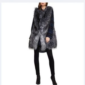 NWT Bcbgmaxazria Mackenzie Faux Fur Vest